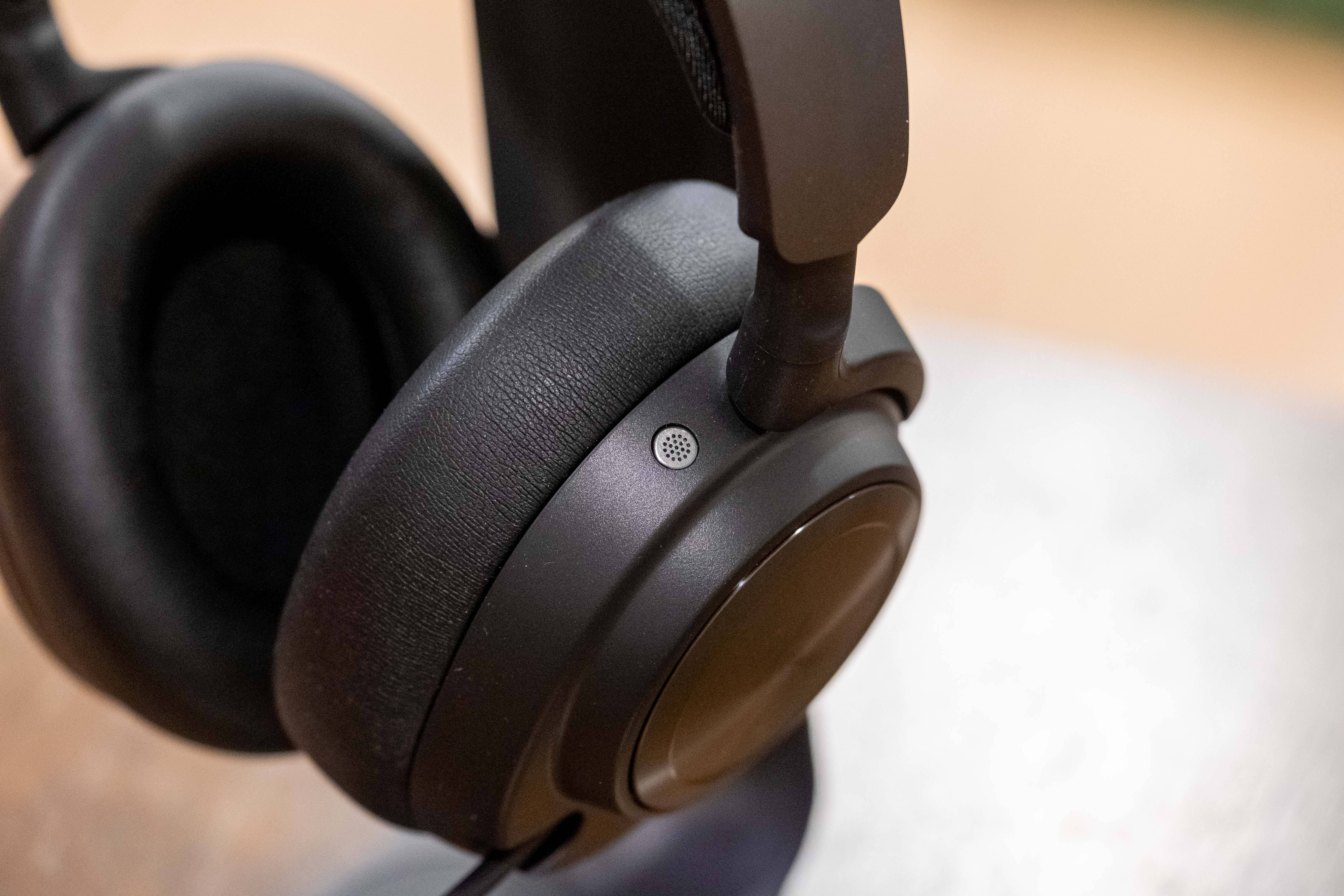 Steelseries Arctis Nova Imagens sem fio