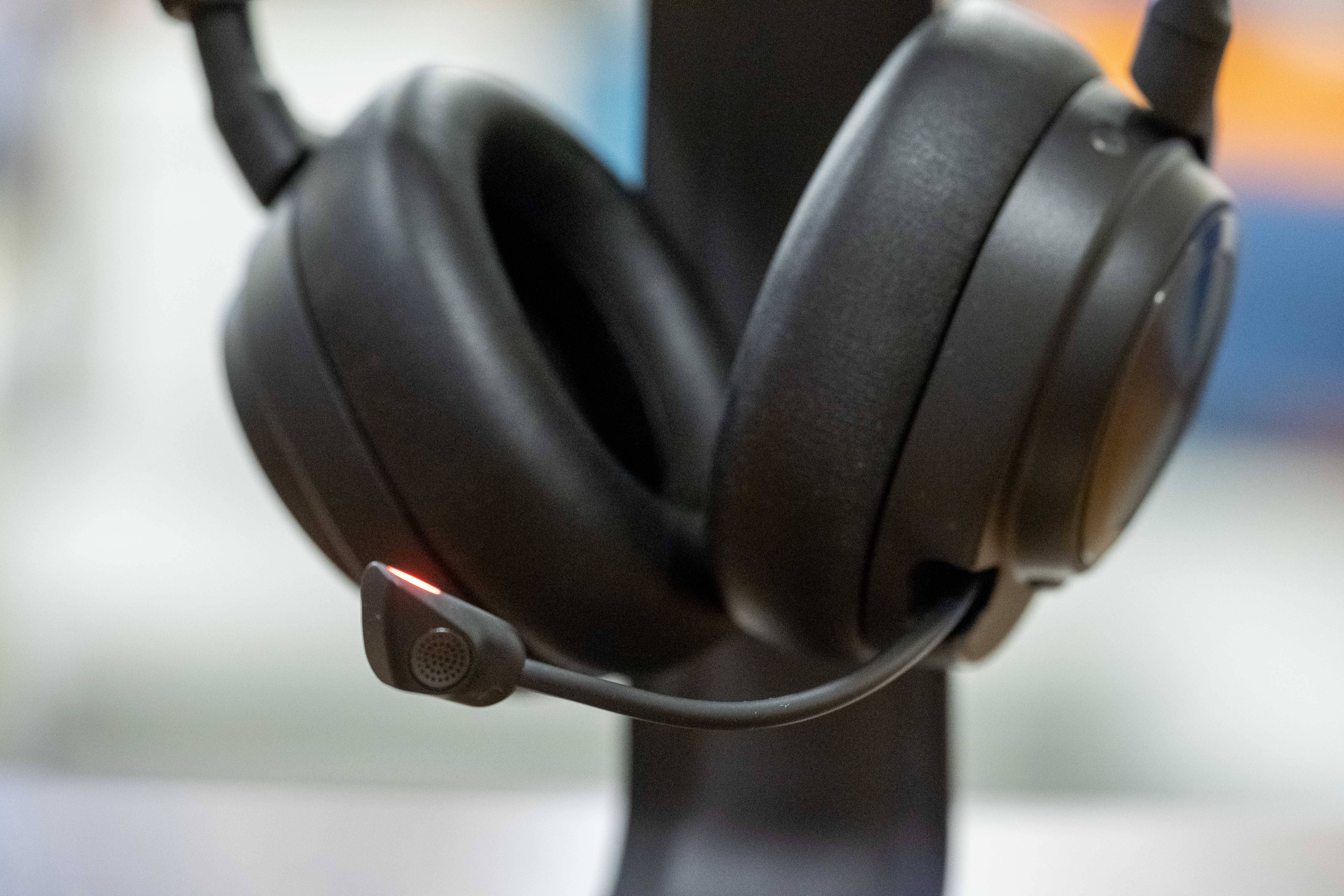 Steelseries Arctis Nova Imagens sem fio