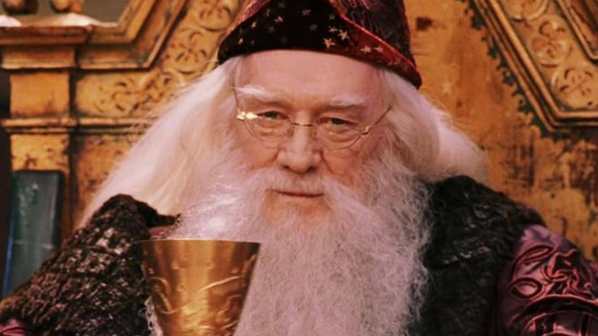 Richard Harris als Dumbledore in Harry Potter und der Stein des Zauberers